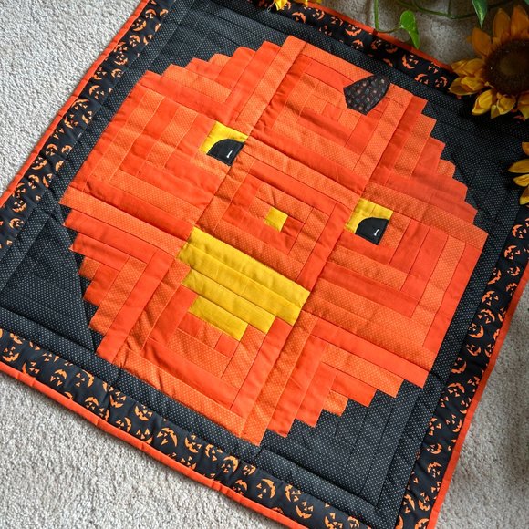Patchwork Halloween Jack-O-Lantern Wall Hanging - Picture 7 of 15